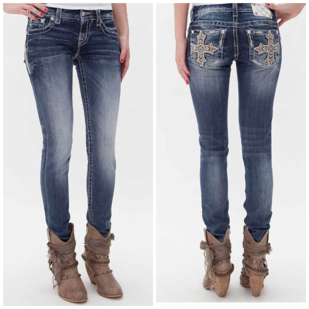 Miss Me I Straight Skinny Jeans